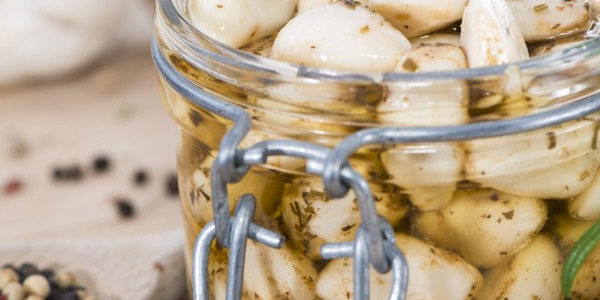 Recette d'ail confit à l'huile d'olive maison